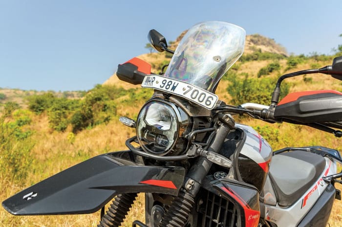 Hero Xpulse 210 headlight